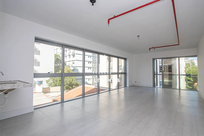 Foto 1 de Sala Comercial para alugar, 43m² em Moinhos de Vento, Porto Alegre