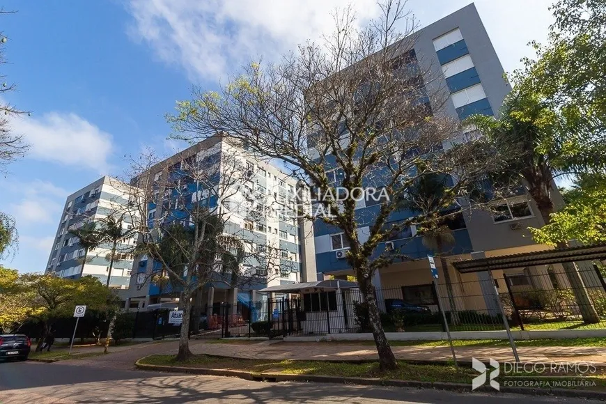 Foto 1 de Apartamento com 2 Quartos à venda, 72m² em Teresópolis, Porto Alegre