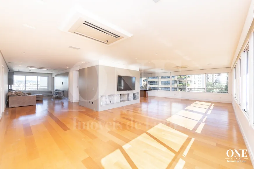 Foto 1 de Apartamento com 4 Quartos à venda, 336m² em Bela Vista, Porto Alegre