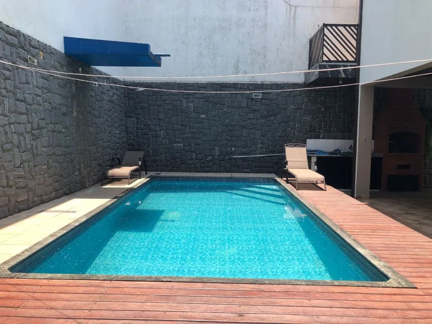 Foto 1 de Sobrado com 3 Quartos à venda, 307m² em City Bussocaba, Osasco