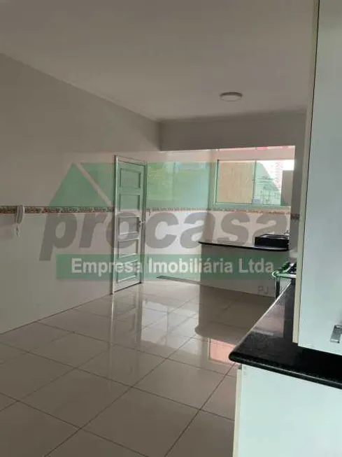Foto 1 de Apartamento com 4 Quartos à venda, 180m² em Adrianópolis, Manaus