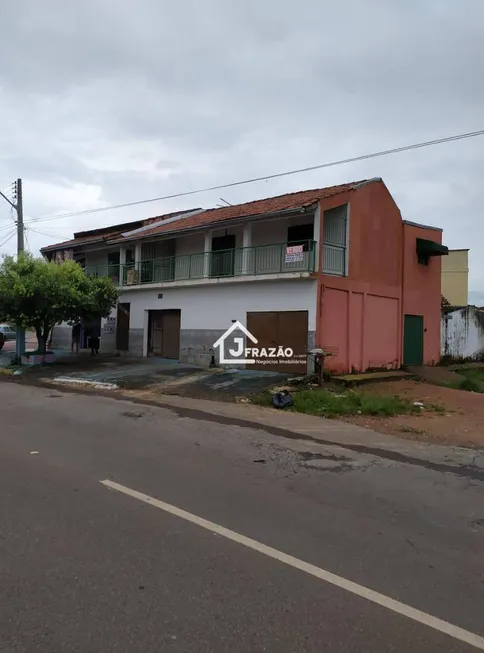 Foto 1 de Casa com 3 Quartos à venda, 580m² em Jardim Novo Mundo, Goiânia