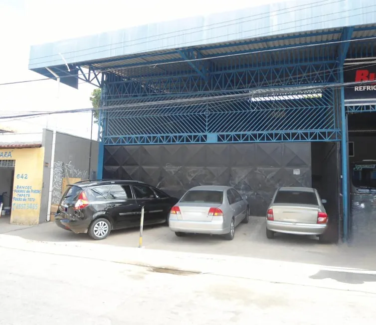 Foto 1 de Prédio Comercial com 4 Quartos para alugar, 325m² em Montese, Fortaleza