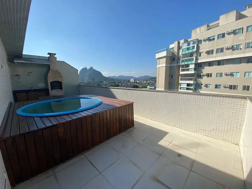 Foto 1 de Cobertura com 2 Quartos para alugar, 136m² em Jacarepaguá, Rio de Janeiro