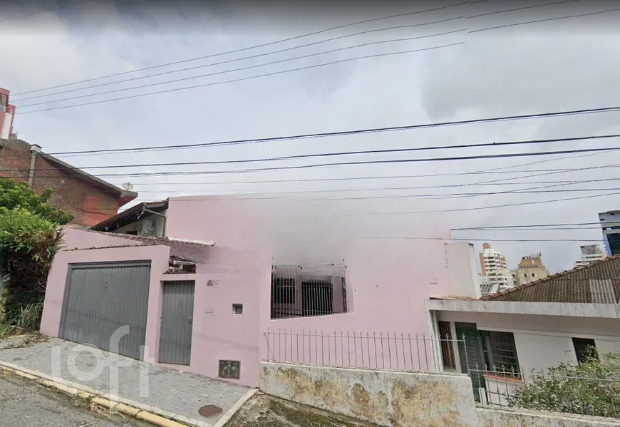 Foto 1 de Casa com 3 Quartos à venda, 135m² em Centro, Florianópolis