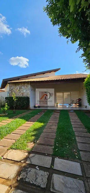 Foto 1 de Casa de Condomínio com 3 Quartos à venda, 250m² em Residencial Jardins, São José do Rio Preto
