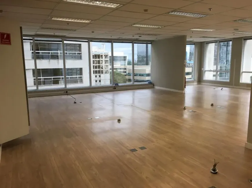 Foto 1 de Sala Comercial para alugar, 226m² em Vila Olímpia, São Paulo