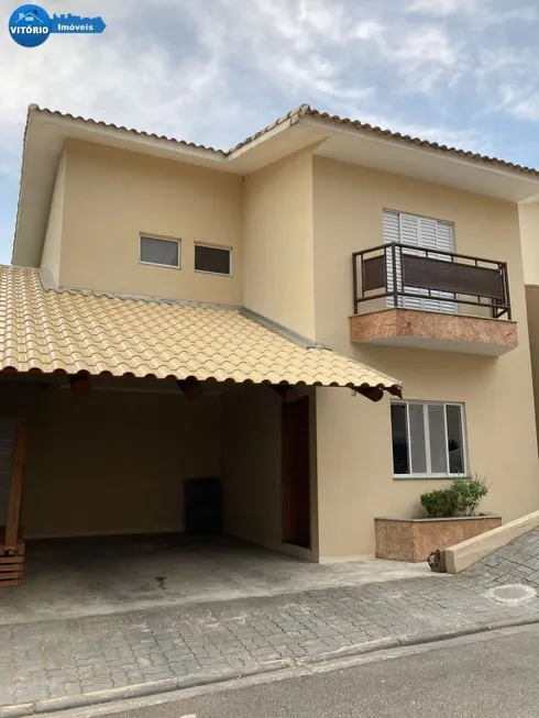 Foto 1 de Casa de Condomínio com 3 Quartos à venda, 150m² em Taboão, São Roque