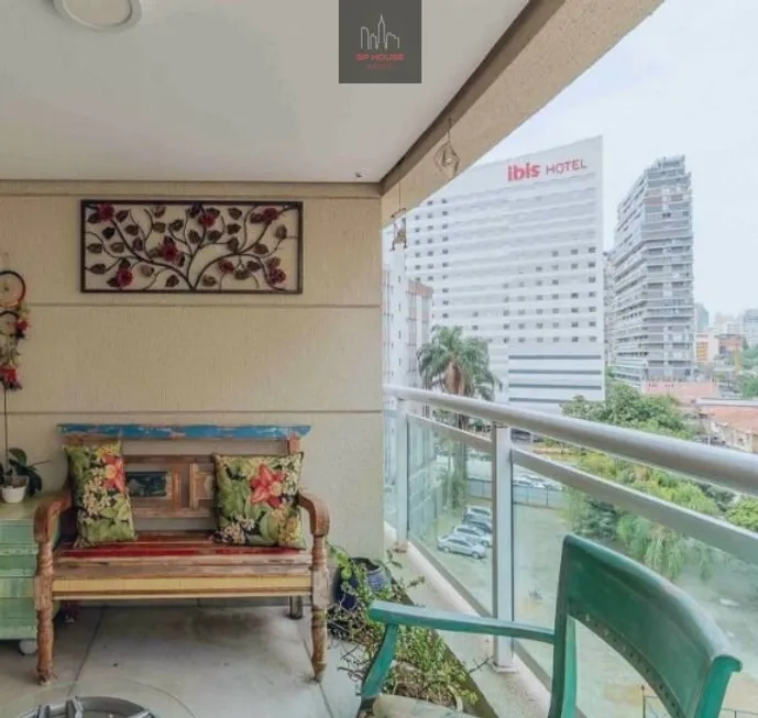 Foto 1 de Apartamento com 3 Quartos à venda, 87m² em Itaim Bibi, São Paulo