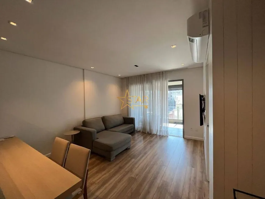 Foto 1 de Apartamento com 1 Quarto à venda, 67m² em Vila Nova Conceição, São Paulo