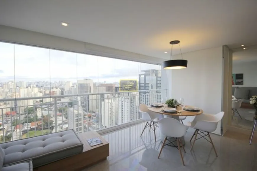 Foto 1 de Apartamento com 1 Quarto para alugar, 57m² em Vila Nova Conceição, São Paulo