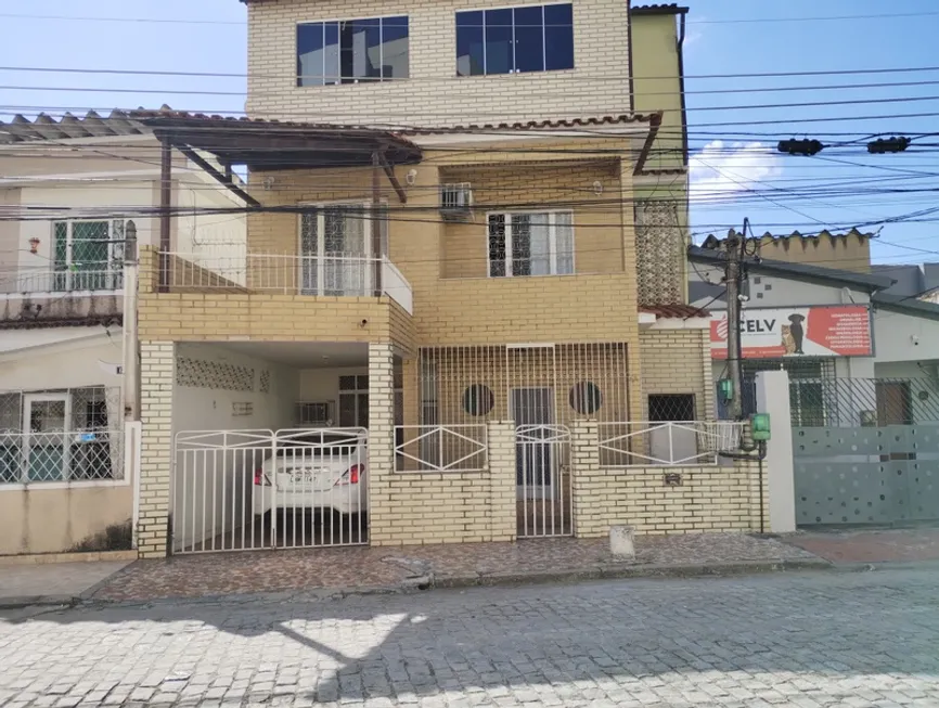 Foto 1 de Casa com 6 Quartos à venda, 10m² em Centro, Nova Iguaçu