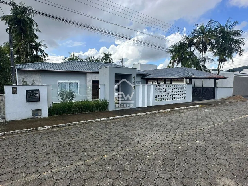 Foto 1 de Casa com 3 Quartos à venda, 220m² em Avai, Guaramirim