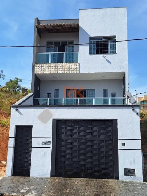 Foto 1 de Casa com 3 Quartos à venda, 300m² em Arvoredo II, Contagem