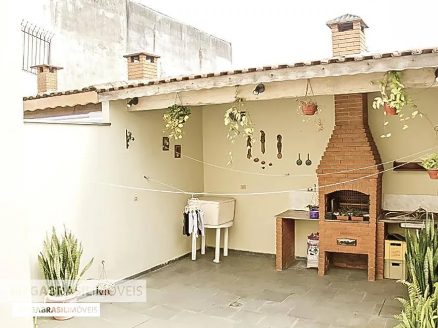 Foto 1 de Casa com 3 Quartos para venda ou aluguel, 150m² em Vila Dom Pedro I, São Paulo
