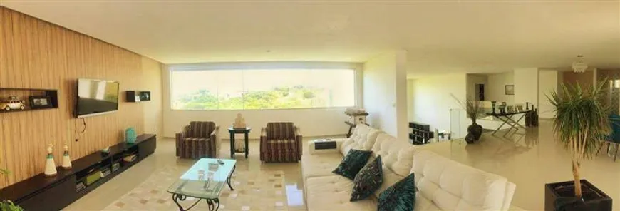 Foto 1 de Casa de Condomínio com 4 Quartos à venda, 450m² em Aeroporto, Juiz de Fora