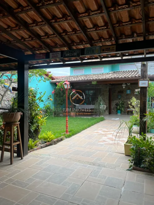 Foto 1 de Casa com 2 Quartos à venda, 150m² em Itaipu, Niterói