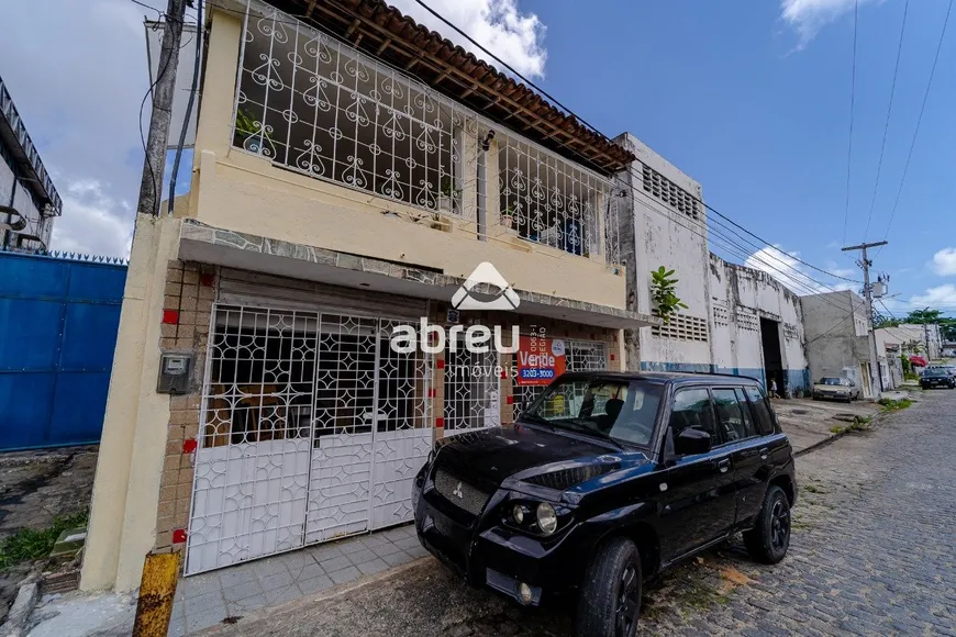 Foto 1 de Casa com 6 Quartos à venda, 73m² em Alecrim, Natal