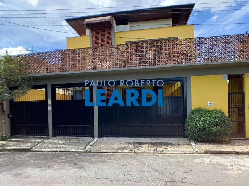 Foto 1 de Sobrado com 4 Quartos à venda, 350m² em Vila São Francisco, São Paulo