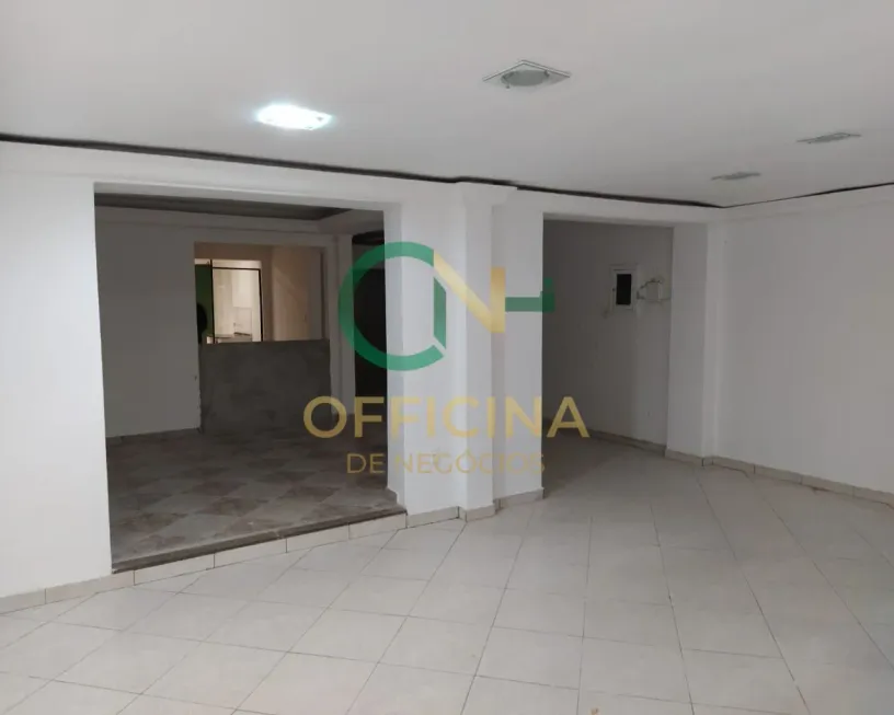 Foto 1 de Imóvel Comercial com 3 Quartos à venda, 247m² em Gonzaga, Santos