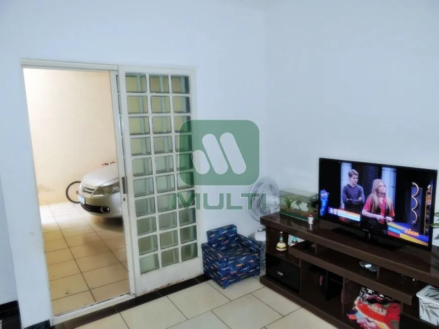 Foto 1 de Casa com 3 Quartos à venda, 120m² em Santo Inácio, Uberlândia