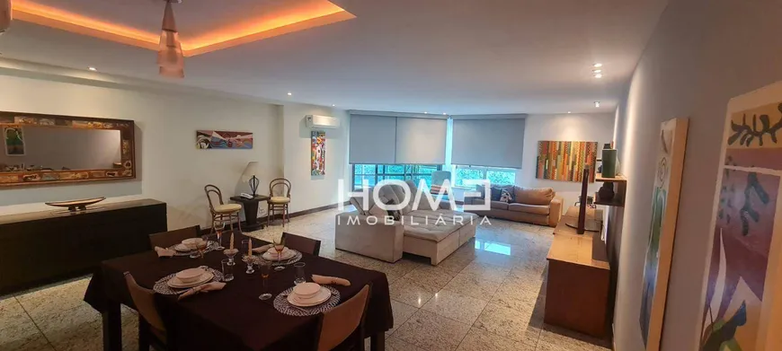 Foto 1 de Apartamento com 4 Quartos à venda, 190m² em Icaraí, Niterói