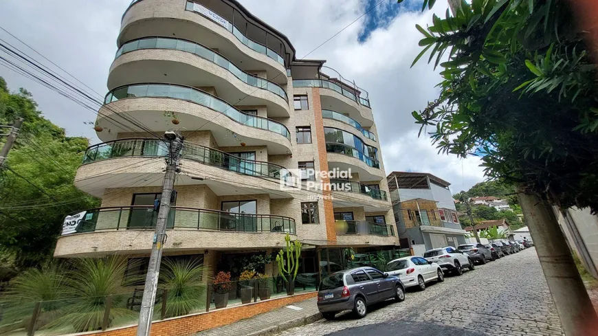 Foto 1 de Apartamento com 2 Quartos à venda, 126m² em Braunes, Nova Friburgo