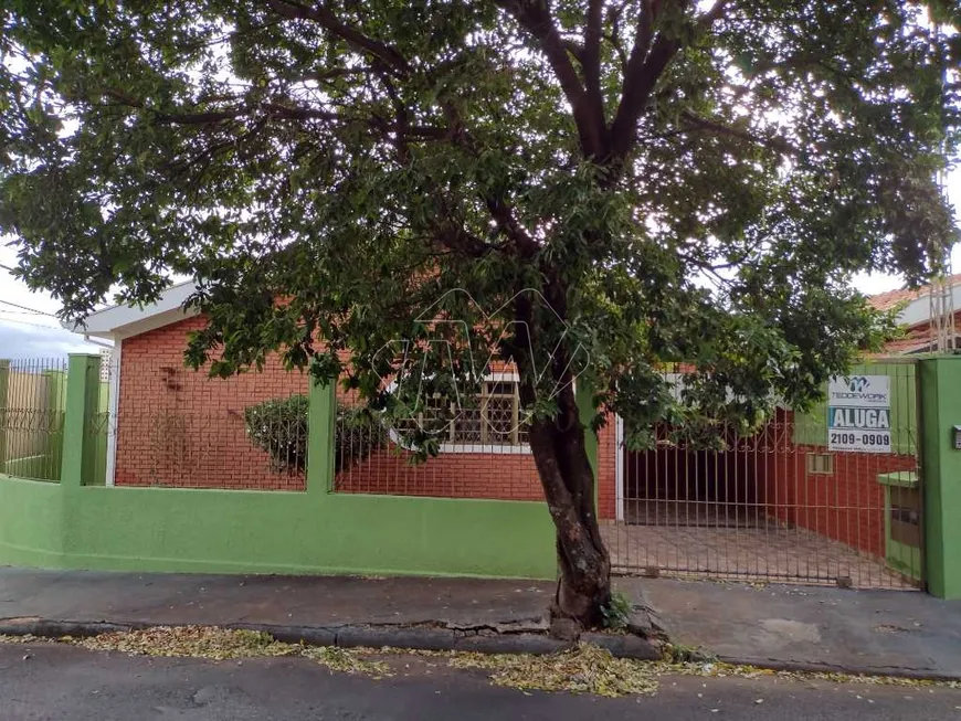 Foto 1 de Casa com 3 Quartos para alugar, 132m² em Vila Xavier, Araraquara
