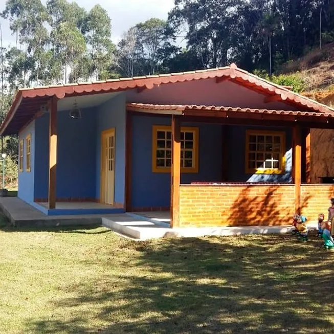 Foto 1 de Casa com 3 Quartos à venda, 96m² em Centro, Santa Teresa