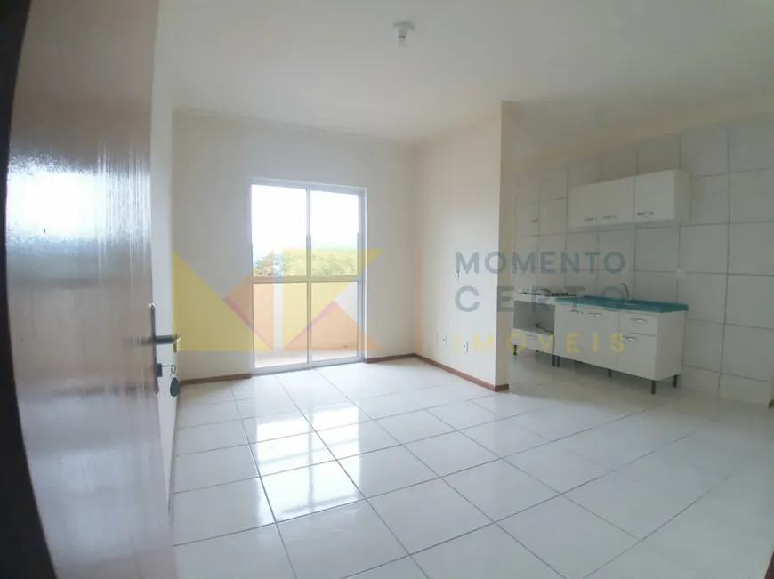 Foto 1 de Apartamento com 2 Quartos à venda, 39m² em Velha Central, Blumenau