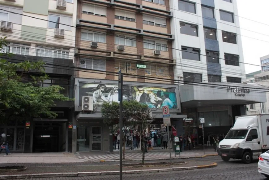 Foto 1 de Apartamento com 1 Quarto à venda, 41m² em Centro, Caxias do Sul