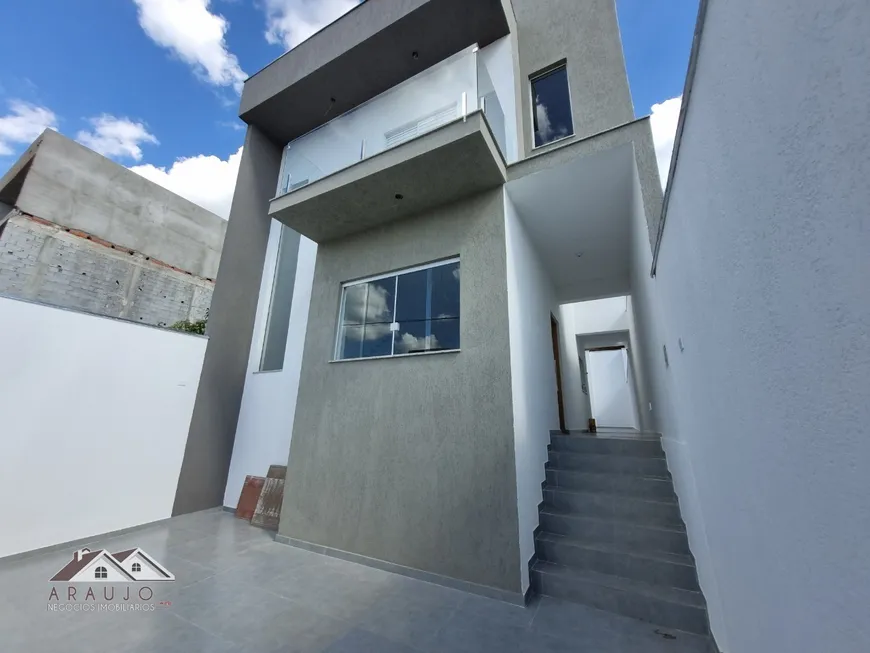 Foto 1 de Sobrado com 3 Quartos à venda, 105m² em Laranjeiras, Caieiras
