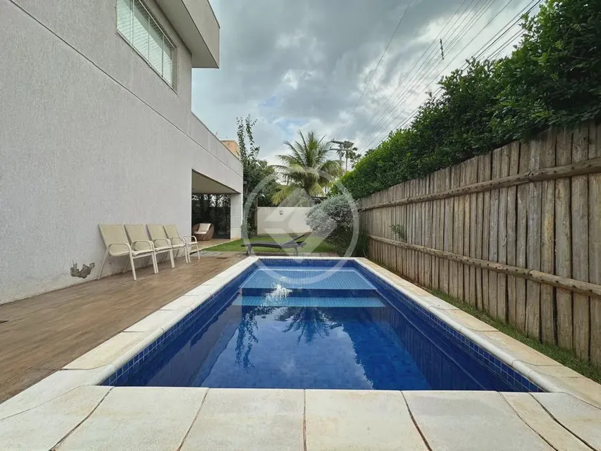Foto 1 de Casa de Condomínio com 4 Quartos à venda, 257m² em Condominio Portal do Sol II, Goiânia