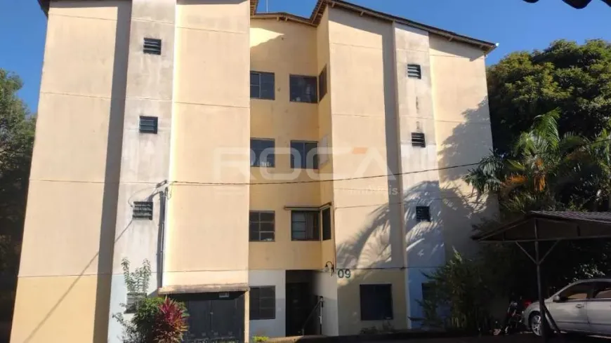 Foto 1 de Apartamento com 2 Quartos à venda, 52m² em Romeu Santini, São Carlos