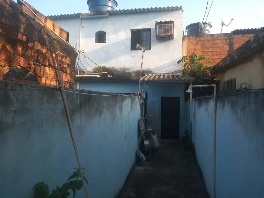 Foto 1 de Casa com 2 Quartos à venda, 100m² em Sepetiba, Rio de Janeiro