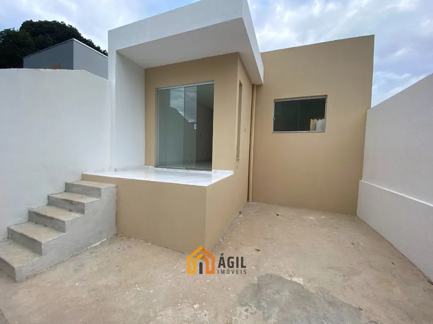 Foto 1 de Casa com 2 Quartos à venda, 58m² em Resplendor, Igarapé