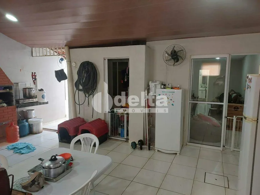 Foto 1 de Casa de Condomínio com 3 Quartos à venda, 101m² em Aclimacao, Uberlândia