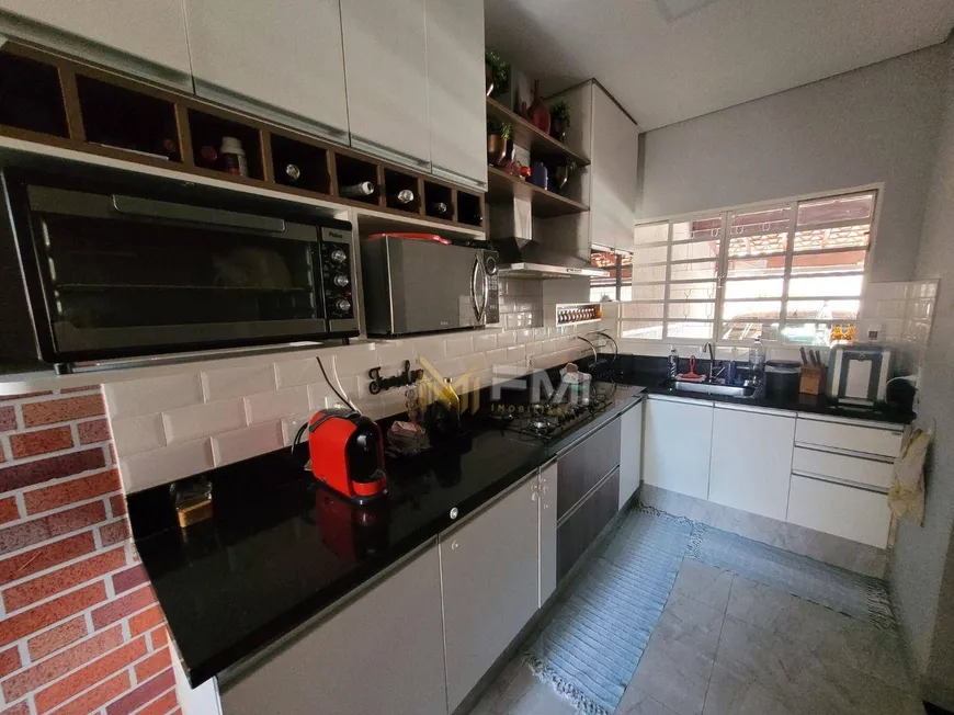 Foto 1 de Casa com 2 Quartos à venda, 87m² em Jardim Monte Santo, Sumaré