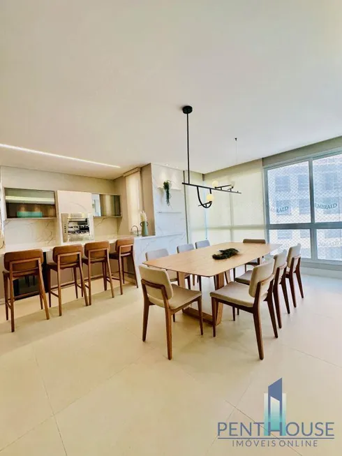 Foto 1 de Apartamento com 4 Quartos à venda, 153m² em Centro, Balneário Camboriú