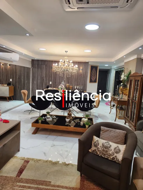 Foto 1 de Apartamento com 3 Quartos à venda, 170m² em Nazaré, Belém