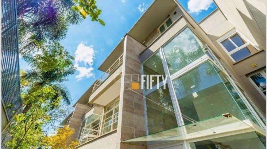Foto 1 de Casa de Condomínio com 4 Quartos para venda ou aluguel, 424m² em Jardim Cordeiro, São Paulo