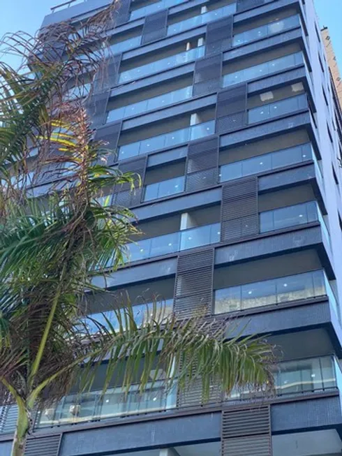 Foto 1 de Apartamento com 1 Quarto à venda, 30m² em Barra, Salvador