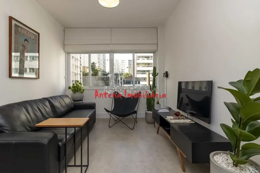 Foto 1 de Apartamento com 2 Quartos para alugar, 66m² em Consolação, São Paulo