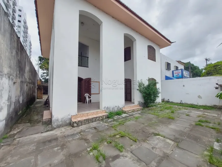 Foto 1 de Casa com 4 Quartos à venda, 451m² em Barro, Recife