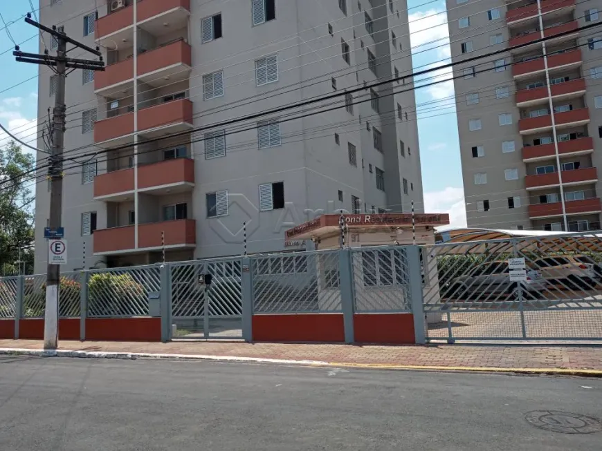 Foto 1 de Apartamento com 3 Quartos à venda, 85m² em Centro, Americana