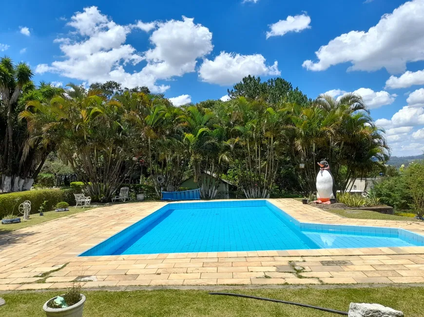 Foto 1 de Fazenda/Sítio com 3 Quartos à venda, 190m² em Centro, Bragança Paulista