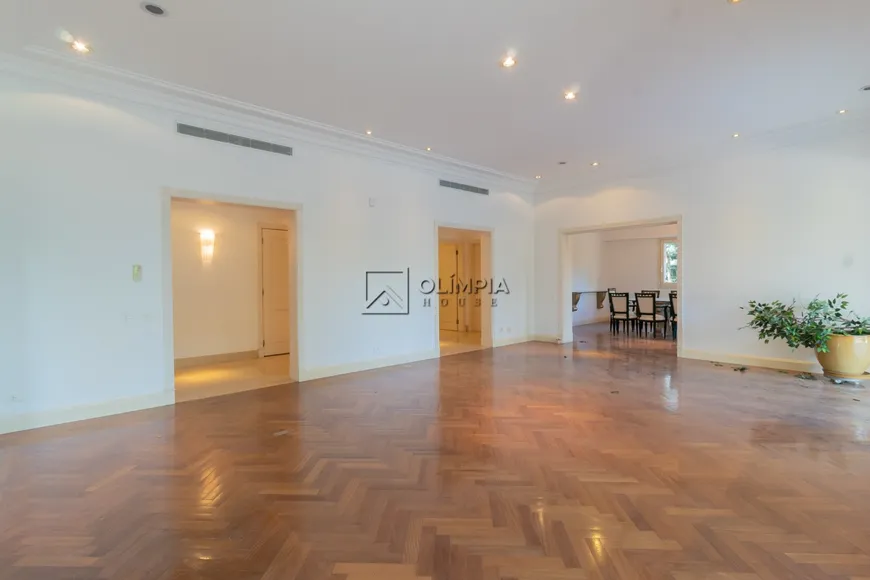 Foto 1 de Apartamento com 4 Quartos para alugar, 493m² em Vila Nova Conceição, São Paulo