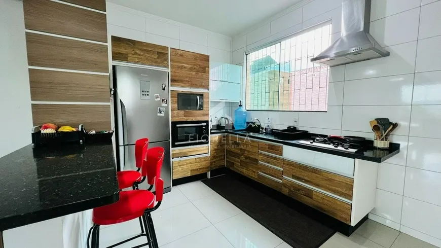 Foto 1 de Casa com 5 Quartos à venda, 280m² em Jardim Atlântico, Florianópolis