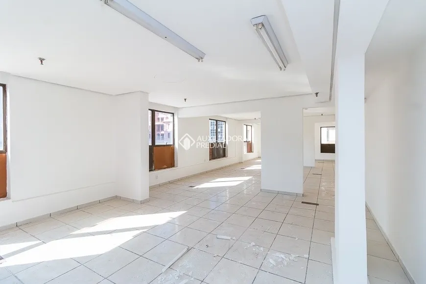 Foto 1 de Sala Comercial para alugar, 154m² em Centro Histórico, Porto Alegre