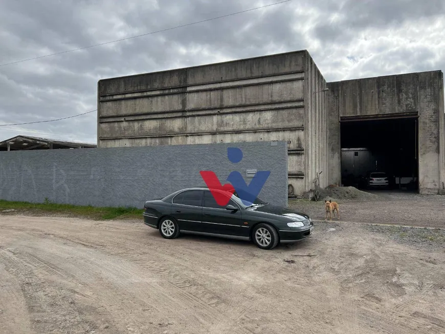 Foto 1 de Galpão/Depósito/Armazém à venda, 2400m² em Ipê, São José dos Pinhais